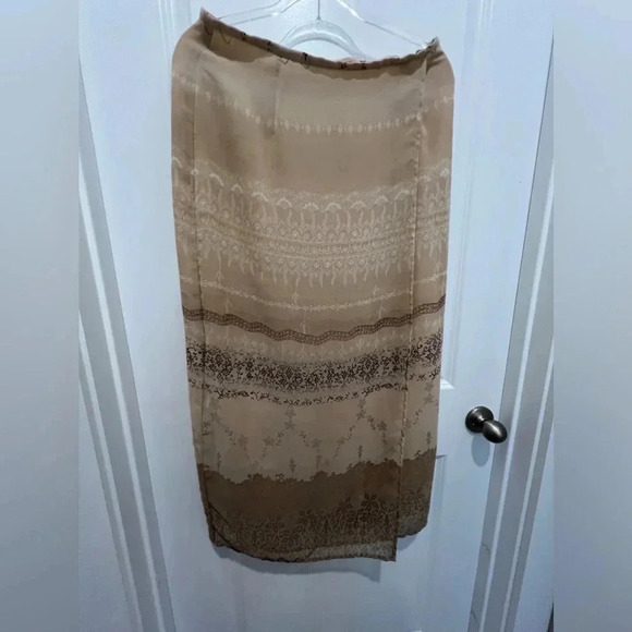 Gently Worn Worthington Tan and Brown midi-lined Skirt like new no signs of wear - Picture 1 of 11